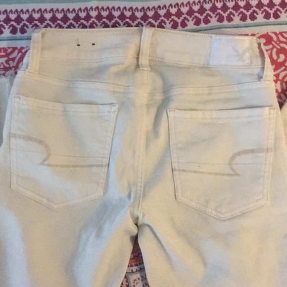 American Eagle size 0 NWT super stretch Destroyed - Picture 4 of 5